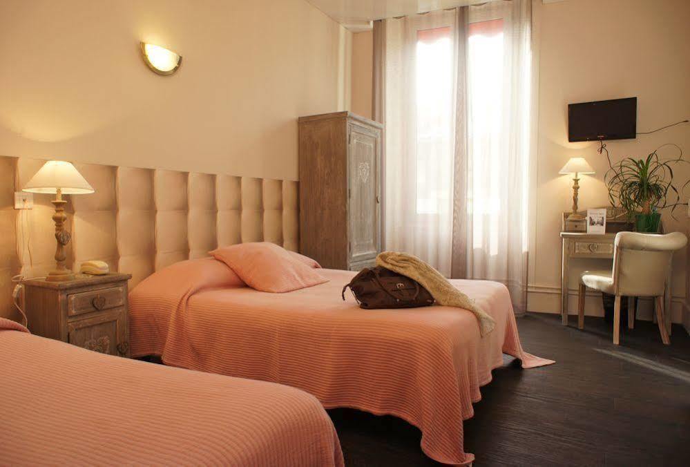 Hotel Des Alpes Die Bagian luar foto
